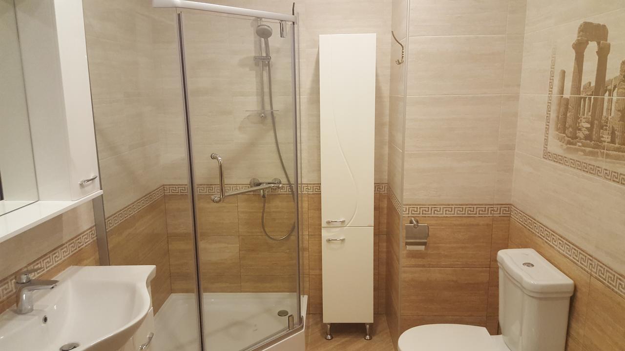 Mimino Apartment Deluxe First Line Batumi Exterior photo